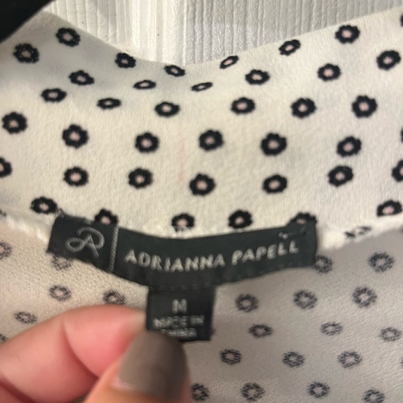 Adrianna Papell blouse - Picture 5 of 6